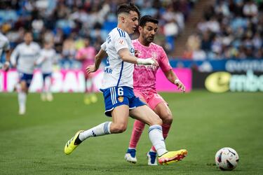 Victoria balsámica del un Zaragoza que se aleja de la zona de descenso. Alejandro Francés inició la misma con un golazo de bandera. El central controló con el pecho un balón en un córner, y con un fuerte zurdazo, batió a Juan Soriano. Su tercer gol en lo que va de curso.
