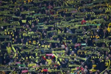 Imágenes de la antesala del duelo Dortmund-Mónaco en el Signal Iduna Park.
