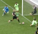 Haaland ante el gol más fácil de su carrera y ocurre algo que les dejará más atónitos que a él