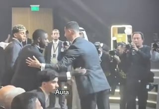 La llegada de Cristiano a la gala es la definición de ‘aura’: lo que hizo Lamine lo dice todo