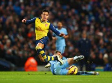 10° Alexis Sánchez cierra el listado de los 10 futbolistas más veloces de la actualidad, con 30.1 km/h.