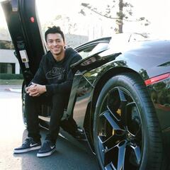 Nyjah Huston, de las rastas a un Lamborghini... patinando