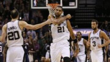 Tim Duncan (21) y Manu Ginobili (20).