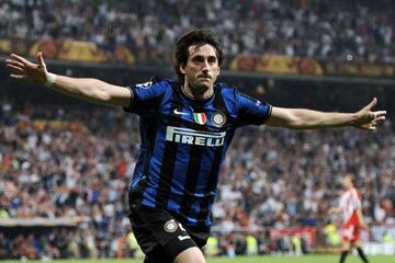 Milito fue el estandarte ofensivo del Inter campeón de Europa. Suazo funcionó como recambio del argentino en repetidas ocasiones.