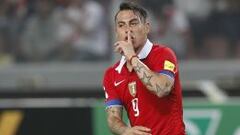 Vargas ser&aacute; titular ante Colombia a pesar de sus dolores. 