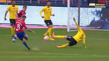 Jorge Carrascal marca este gol en Rusia con el CSKA Moscú