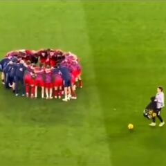 Sale a la luz el inicio de la pelea entre el utillero del Sevilla y el recogepelotas del Betis: la indignación va a ser mayor