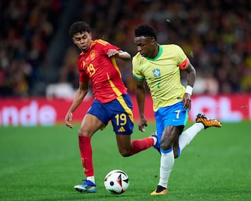 'Vini' fue el capitán de Brasil en el amistoso entre la 'canarinha' y España en el Bernabéu. 