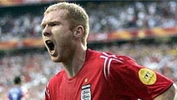 El jugador inglés Paul Scholes ha anunciado el final de su carrera con la selección inglesa. En la imagen, después de marcar un gol a Croacia, en la pasada Eurocopa.