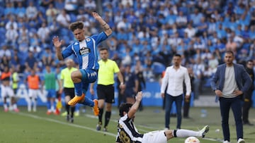 Mario Soriano, en una jugada ante el Castellón.