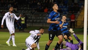 Huachipato dejó pasar una chance única en la Libertadores