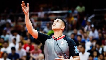 El mexicano Omar Berm¨²dez en el Francia vs Canad¨¢ del Baloncesto Ol¨ªmpico