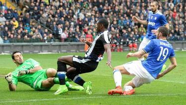 Duván se enfrenta a un Buffon herido por la eliminación de Italia