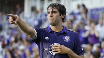 Ricardo &#039;Kak&aacute;&#039;, disputando un partido con el Orlando City.