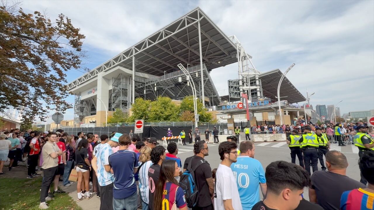 La ‘Messimanía’ se apodera de las calles de Toronto