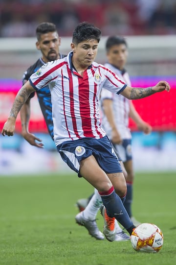 El XI tipo de Chivas para el Apertura 2019 de Liga MX