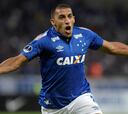Ábila decide y pone en ventaja a Cruzeiro ante Nacional