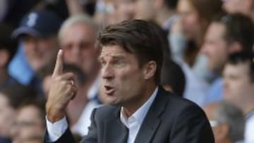 Laudrup, sobre Álvaro Vázquez: "Es un jugador joven y diferente"