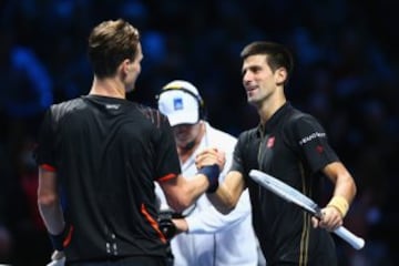 Novak Djokovic venció a Berdych y aseguró el número uno del mundo.