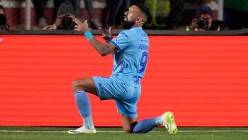 Ronnie Fernandez of Bolivia's Bolivar celebrates scoring his side's third goal against Brazil's Fortaleza during a Copa Libertadores round of 16 first leg soccer match in La Paz, Bolivia, Tuesday, Aug. 1, 2023. (AP Photo/Juan Karita)