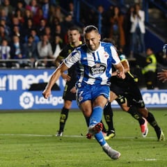 Quique González renace en el Deportivo a base de goles