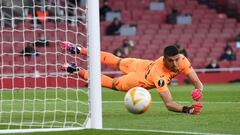 London (United Kingdom), 06/05/2021.- Villarreal goalkeeper Geronimo Rulli in action during the UEFA Europa League semi final, second leg soccer match between Arsenal FC and Villarreal CF in London, Britain, 06 May 2021. (Reino Unido, Londres) EFE/EPA/AND