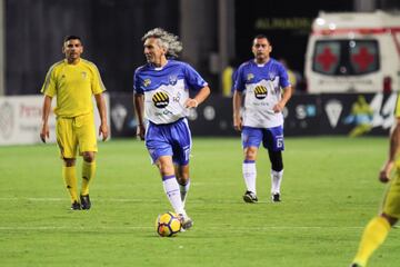 Amistoso entre los veteranos del Cádiz y Los Pachines de San Salvador. Mágico González.