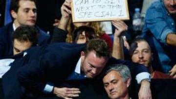 Mourinho apareció en el tenis y la diversión llegó a las gradas