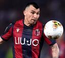 Gary Medel fue ovacionado y dio una asistencia en su reestreno