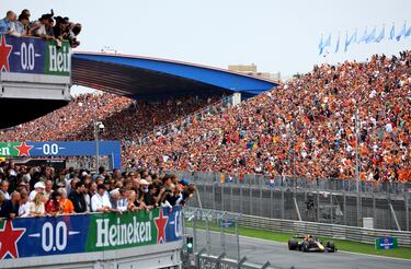 Gran ambiente en el circuito de Zandvoort. 
