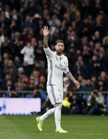 (1986 Camas, Sevilla): en la actualidad es el icono del Real Madrid y de la Selección, el gran capitán en ambos desde la salida de Iker Casillas. En central perteneció desde muy pequeño a las categorías inferiores del club sevillista, pero en 2005, con apenas 19 años decidió dar el salto de fichar por el equipo madridista. Tiene en su palmarés con los blancos 3 Ligas, dos Copa del Rey, dos Supercopa de España, dos Champions, dos Supercopa de Europa y dos Mundial de Clubes. Ha estado en la época gloriosa de la Selección, sumando dos Eurocopa y un Mundial. 