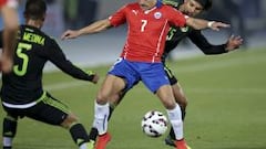 Cazorla: "En Barça Alexis jugaba siempre a la sombra de Messi"