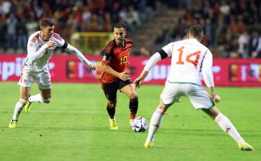 Hazard se queda atrás