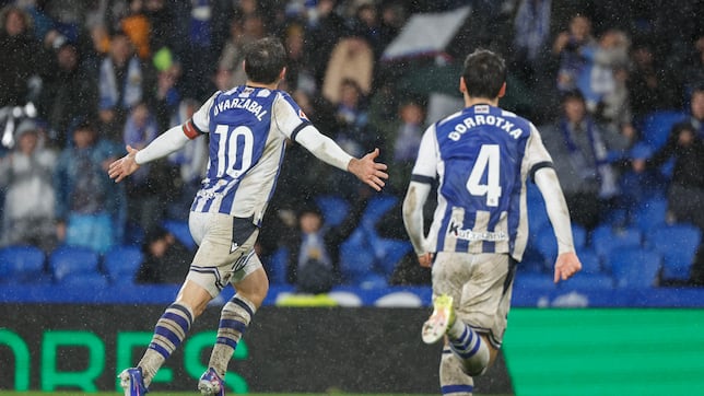 Oyarzabal mete a la Real en la pelea europea