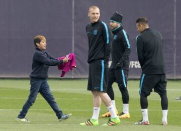 Los jugadores del Barça se lo pasaron como niños