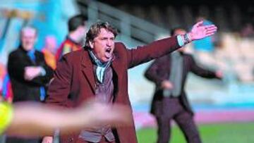 <b>PROMETE ESPECTÁCULO. </b>Esteban Vigo está seguro de que habrá un fútbol vistoso en el encuentro ante el Rayo Vallecano en Chapín.