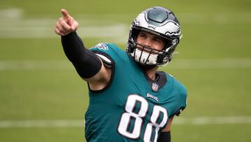 El tight end se encuentra en el último año de un pacto de cuatro temporadas y 5.62 millones de dólares que firmó con Philadelphia en 2018.