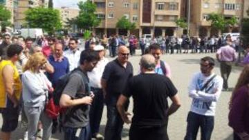 Colas en el Nuevo Estadio de Los Cármenes