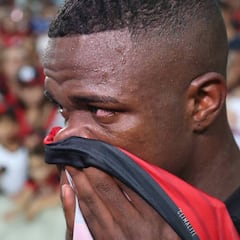 Vinicius: "Cristiano tiene que quedarse en el Real Madrid"