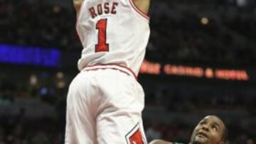 Derrick Rose y Chicago frenan a Boston