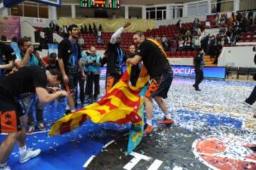 La celebración del Valencia Basket en imágenes