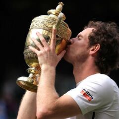 Murray makes tentative return with Wimbledon in mind