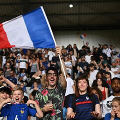 El cambio que introdujo Francia en su bandera hace cuatro años