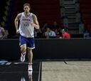 Pau Gasol se entrena aparte y Marc no participa en la sesión