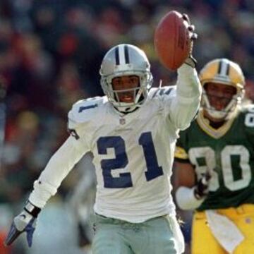 El Hall of Famer, Deion Sanders.