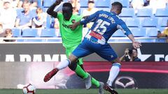 David L&oacute;pez, jugador del Espanyol en un partido contra el Levante. 