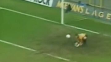 Cuando el balón te 'trollea': 8 goles que te dejan cara de tonto