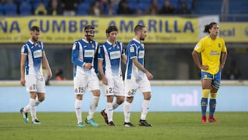 Quique encendió su árbol de Navidad... ¿Lo apagará?