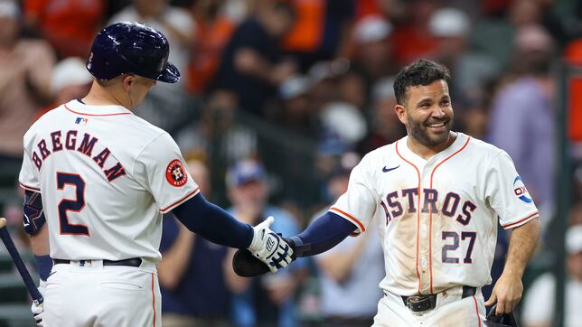 José Altuve hace historia con los Astros en hits conectados, está a la caza de récord de leyenda de Yankees