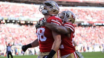 Nov 12, 2017; Santa Clara, CA, USA; San Francisco 49ers tight end Garrett Celek (88) celebrates after scoring a touchdown during the second quarter against the New York Giants at Levi&#039;s Stadium. Mandatory Credit: Sergio Estrada-USA TODAY Sports